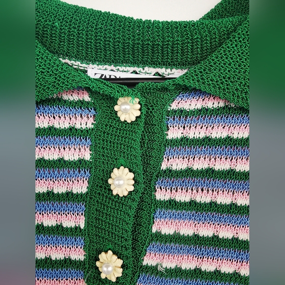 Zara NWT striped knit polo shirt with flower buttons Size M Green Pi nk blue - Picture 8 of 11